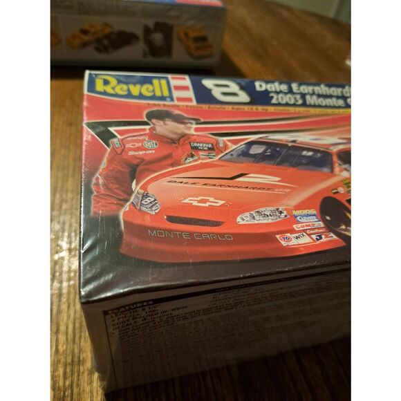 2003 Revell Monogram Dale Earnhardt Jr. 8 Monte Carlo Race Car NASCAR Kit Sealed - Picture 2 of 9